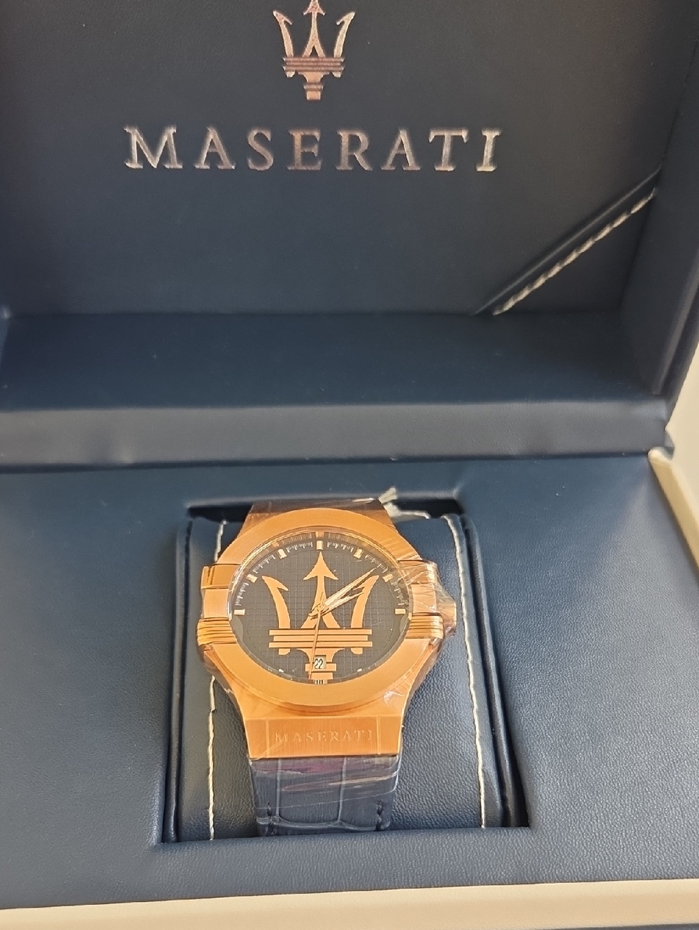 MASERATI Men's Rose Gold-Tone chronograpgh Watch with Blue Dial and Strap